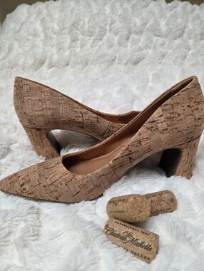 NWOT Anne Klein "Real" Cork Pointed Toe  Flex Pumps  Size 6 1/2